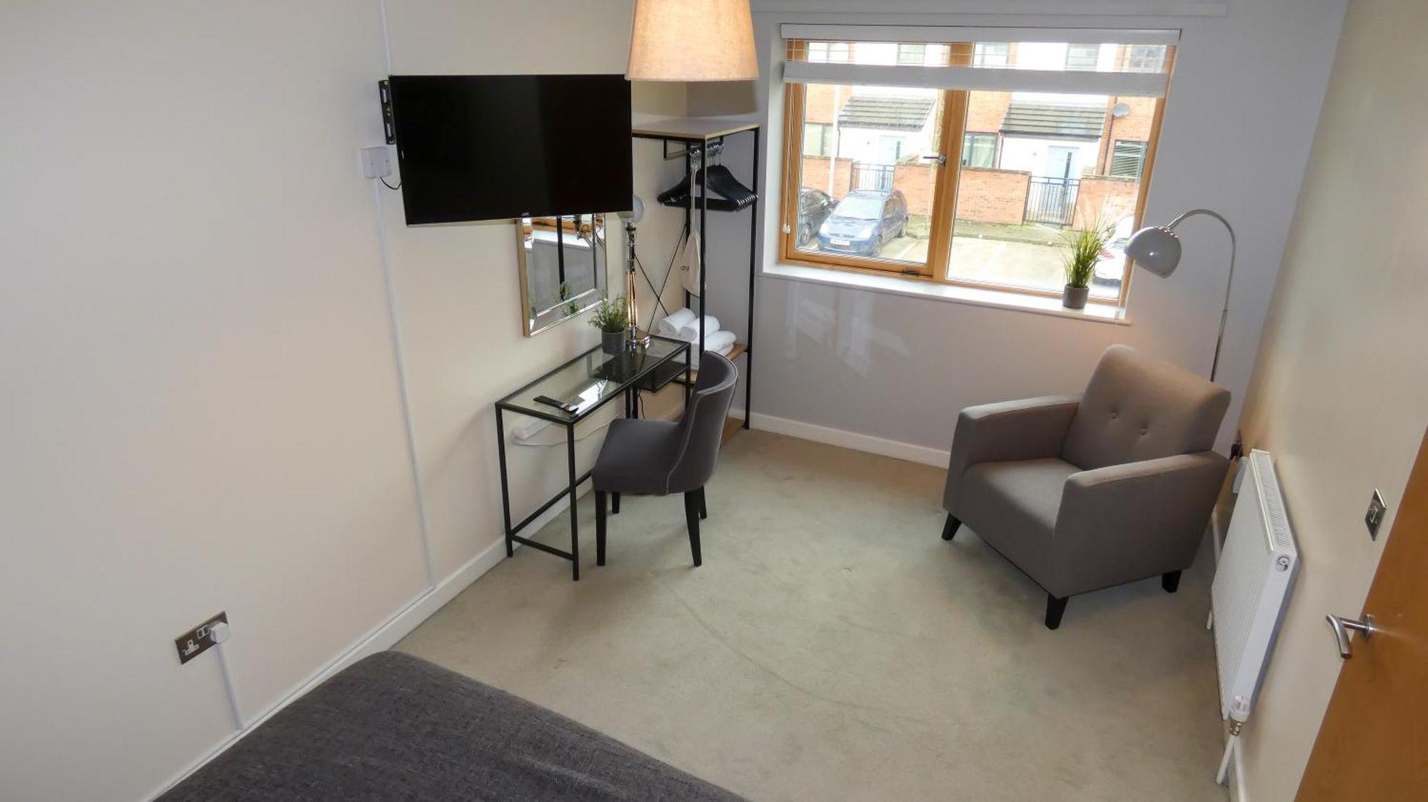 Three Bedroom Townhouse With Parking เทลฟอร์ด ห้อง รูปภาพ